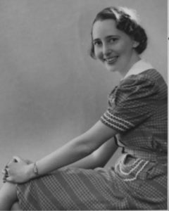 Dulcie Holland 1939